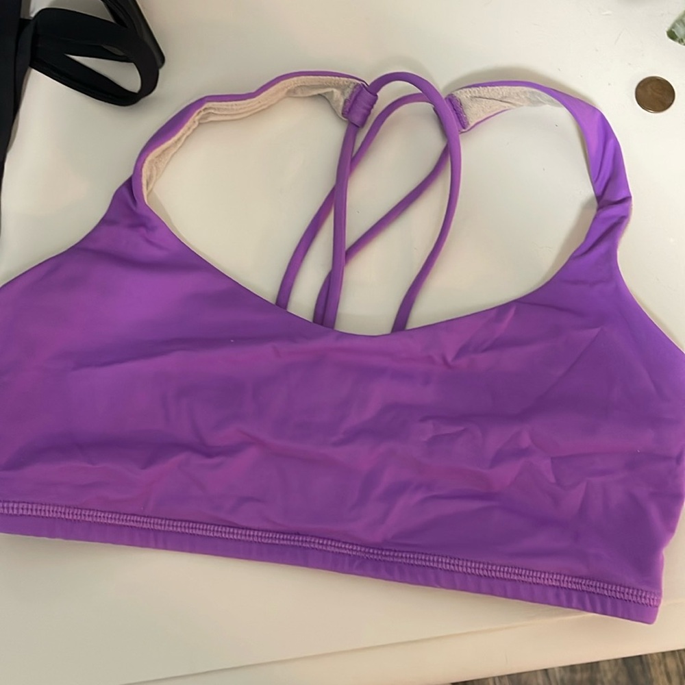 Lululemon purple sports bra